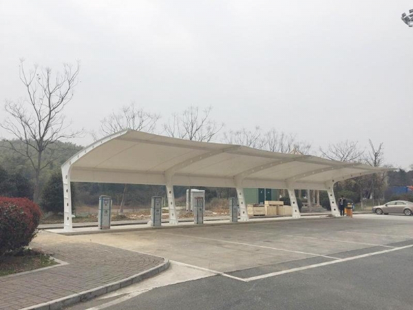 膜结构充电桩
